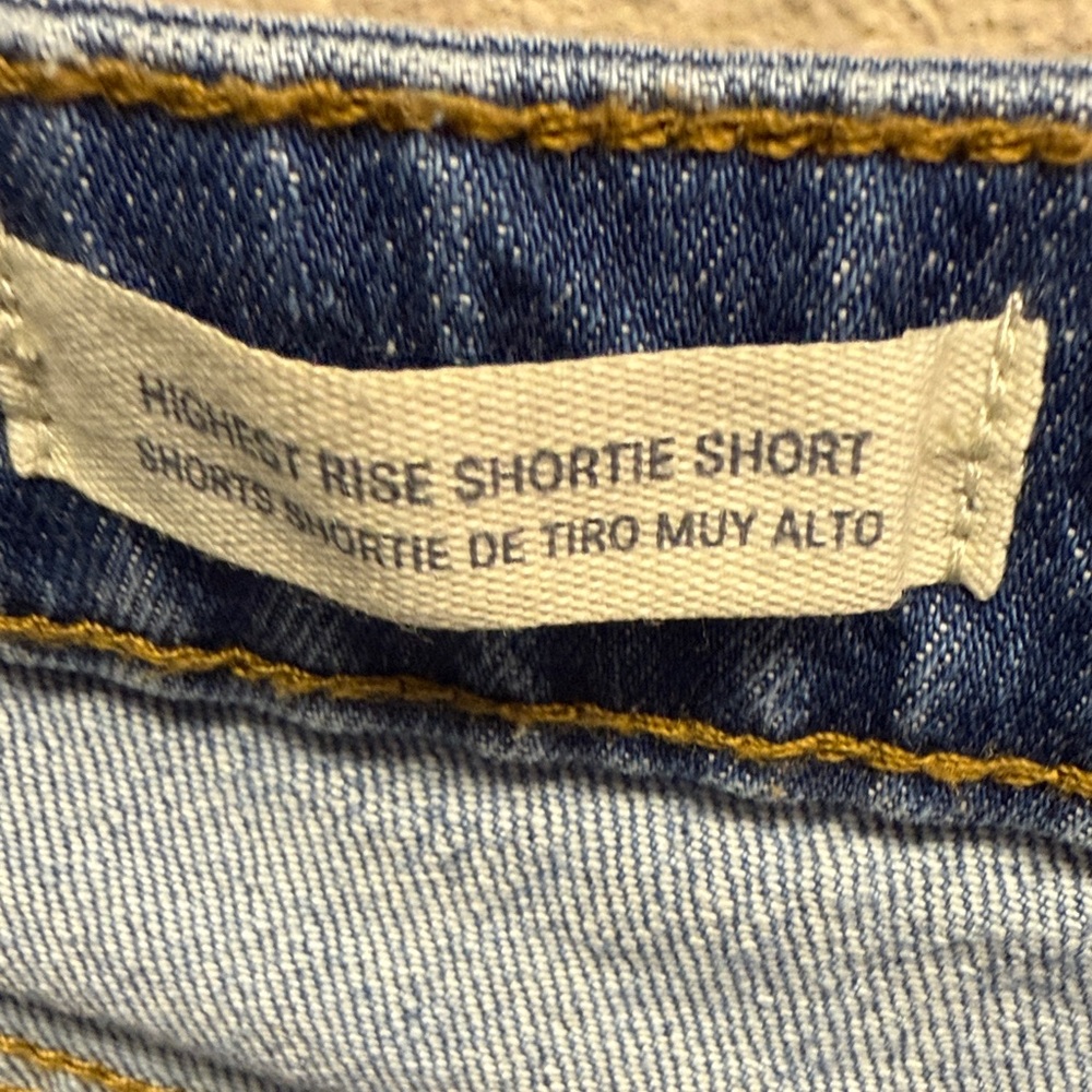 Universal Thread Blue Jean Shorts - Picture 3 of 4